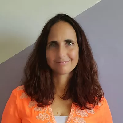 אביגיל מולכו שילוח מטפלת סובאדה עיסוי רחם בירושלים